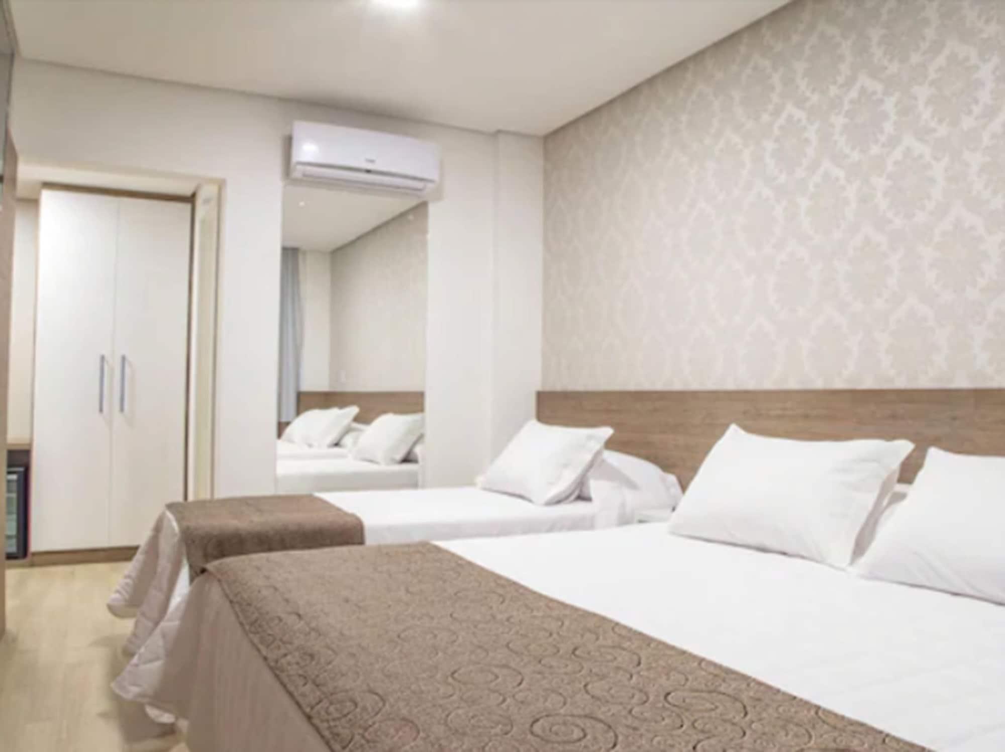 Holiday & Business Hotel - Em Frente Ao Centro De Eventos E Arena Conda Chapecó Екстериор снимка