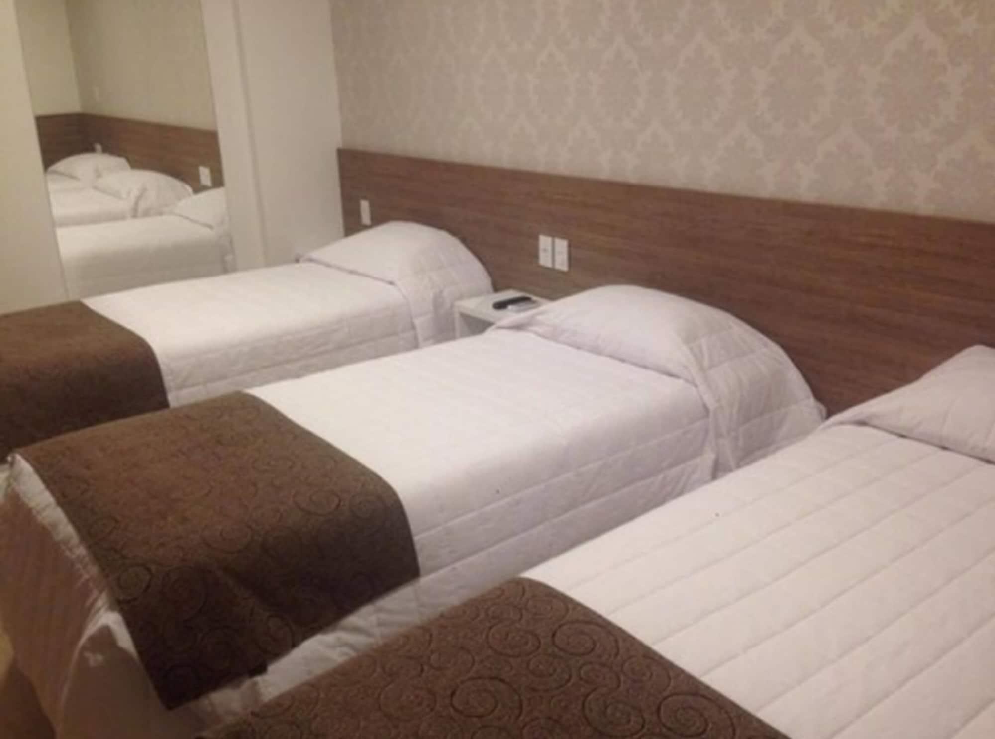 Holiday & Business Hotel - Em Frente Ao Centro De Eventos E Arena Conda Chapecó Екстериор снимка