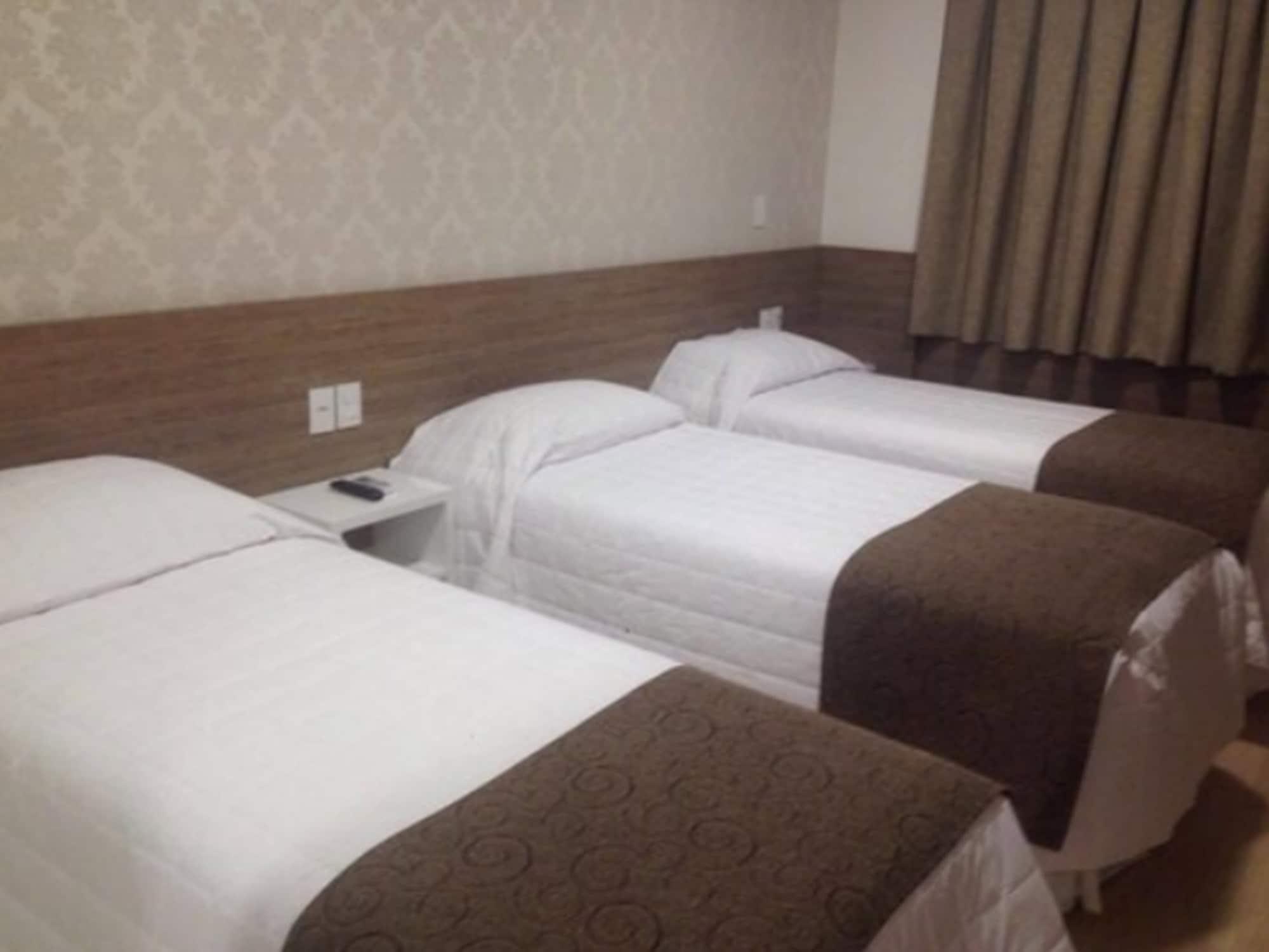 Holiday & Business Hotel - Em Frente Ao Centro De Eventos E Arena Conda Chapecó Екстериор снимка
