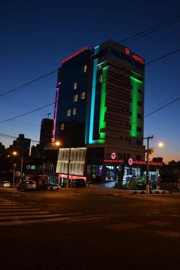 Holiday & Business Hotel - Em Frente Ao Centro De Eventos E Arena Conda Chapecó Екстериор снимка